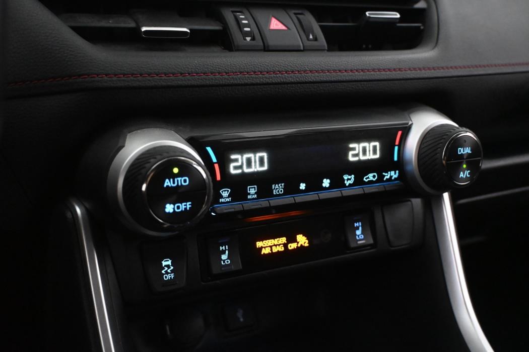 TOYOTA RAV4 Plug-in 2020
