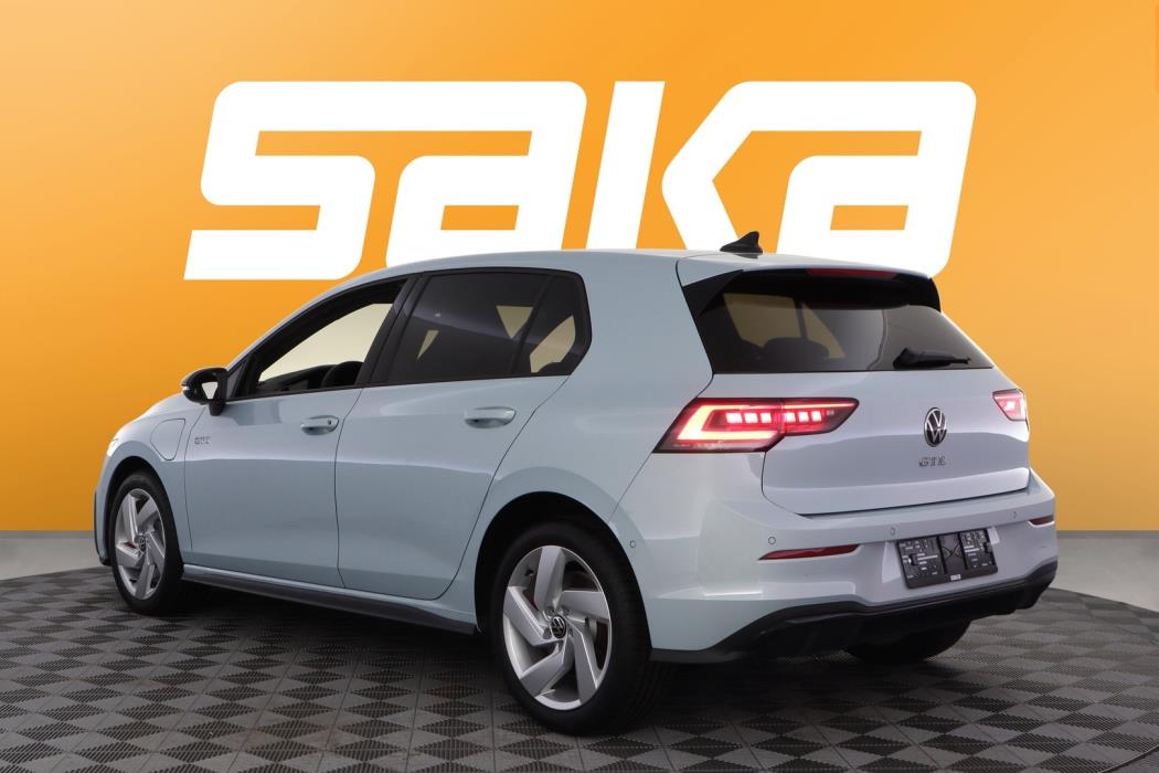 VOLKSWAGEN Golf 2026