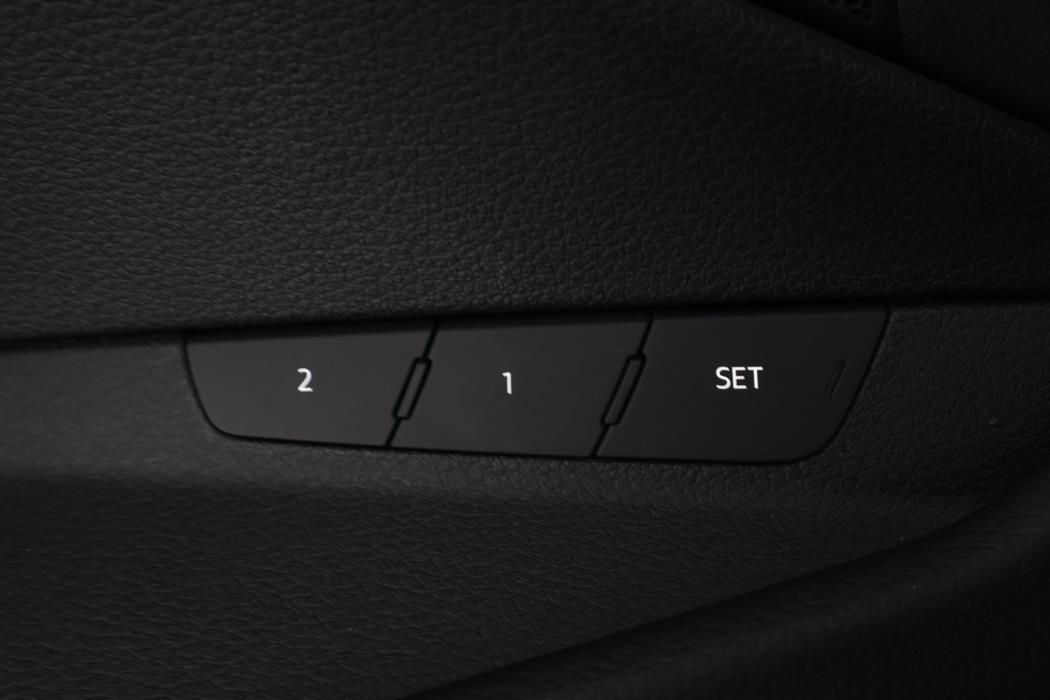 AUDI e-tron 2023