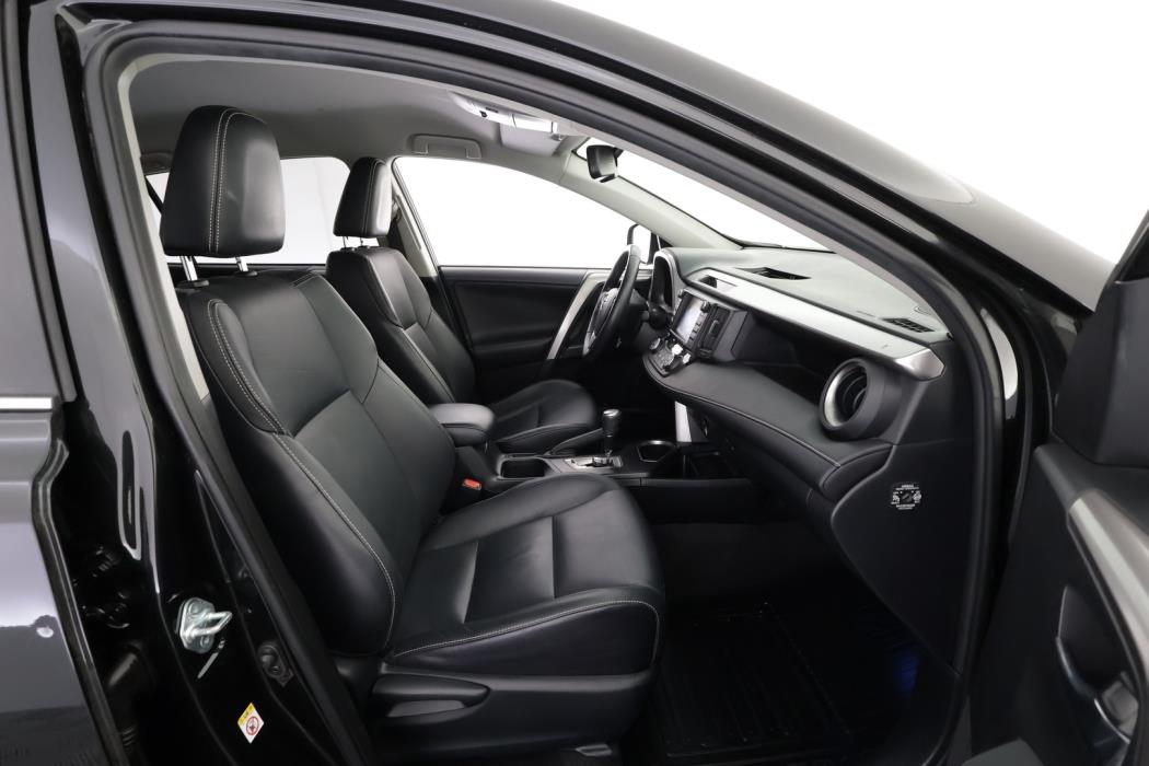 TOYOTA RAV4 2017