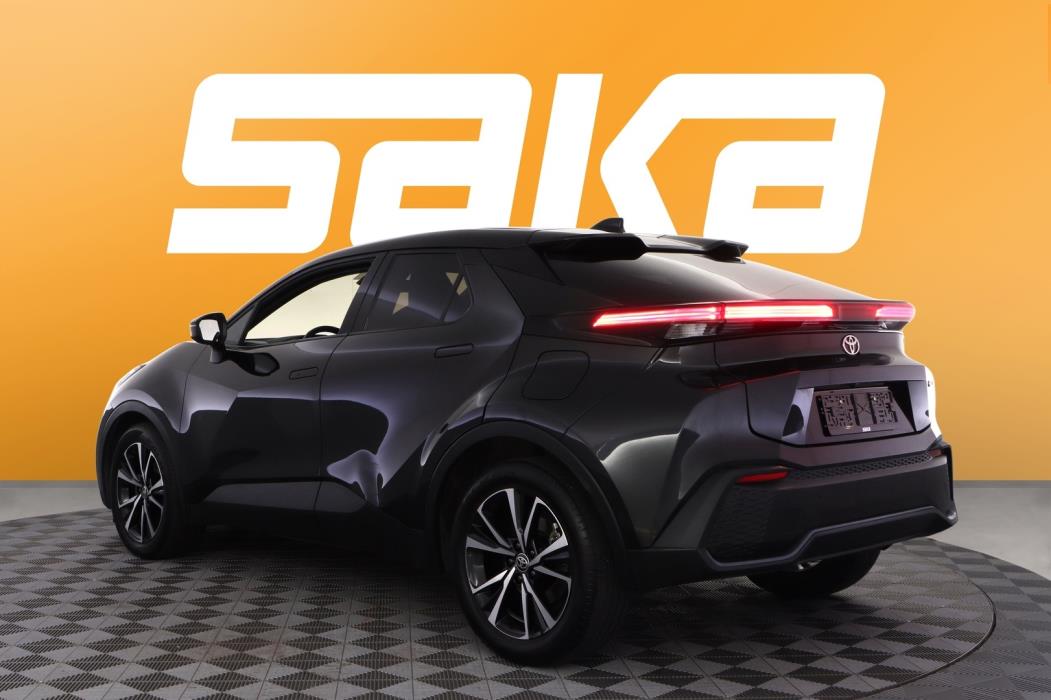 TOYOTA C-HR 2024