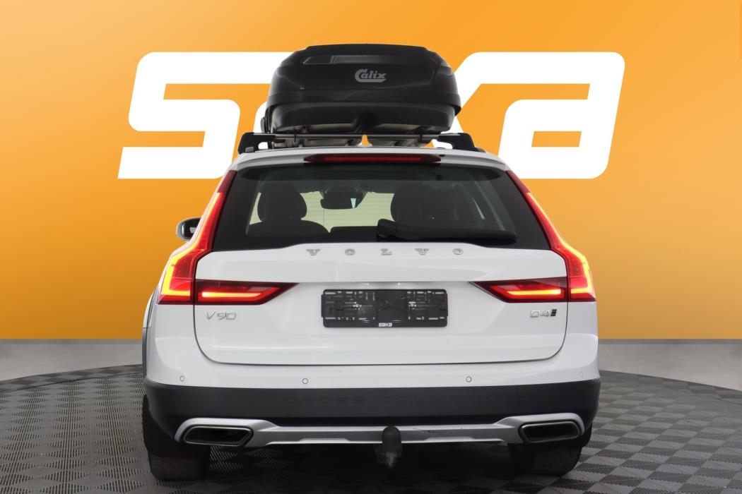 VOLVO V90 Cross Country 2018