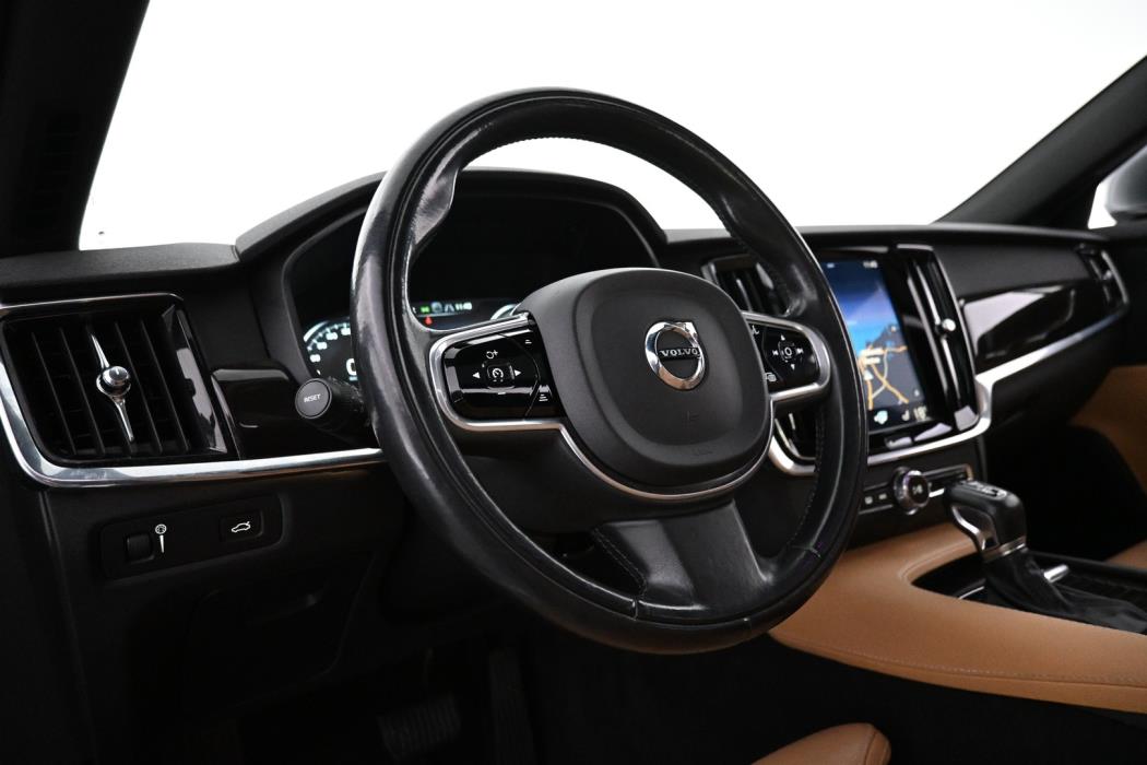 VOLVO S90 2017