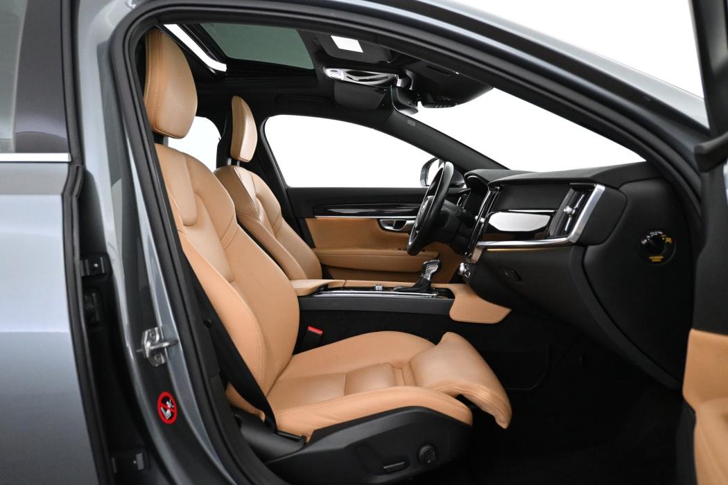 VOLVO S90 2017