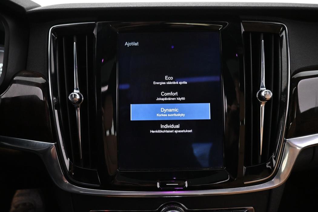 VOLVO S90 2017