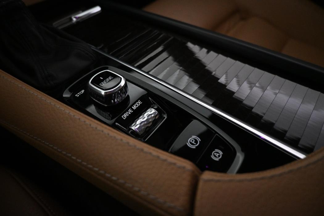 VOLVO S90 2017