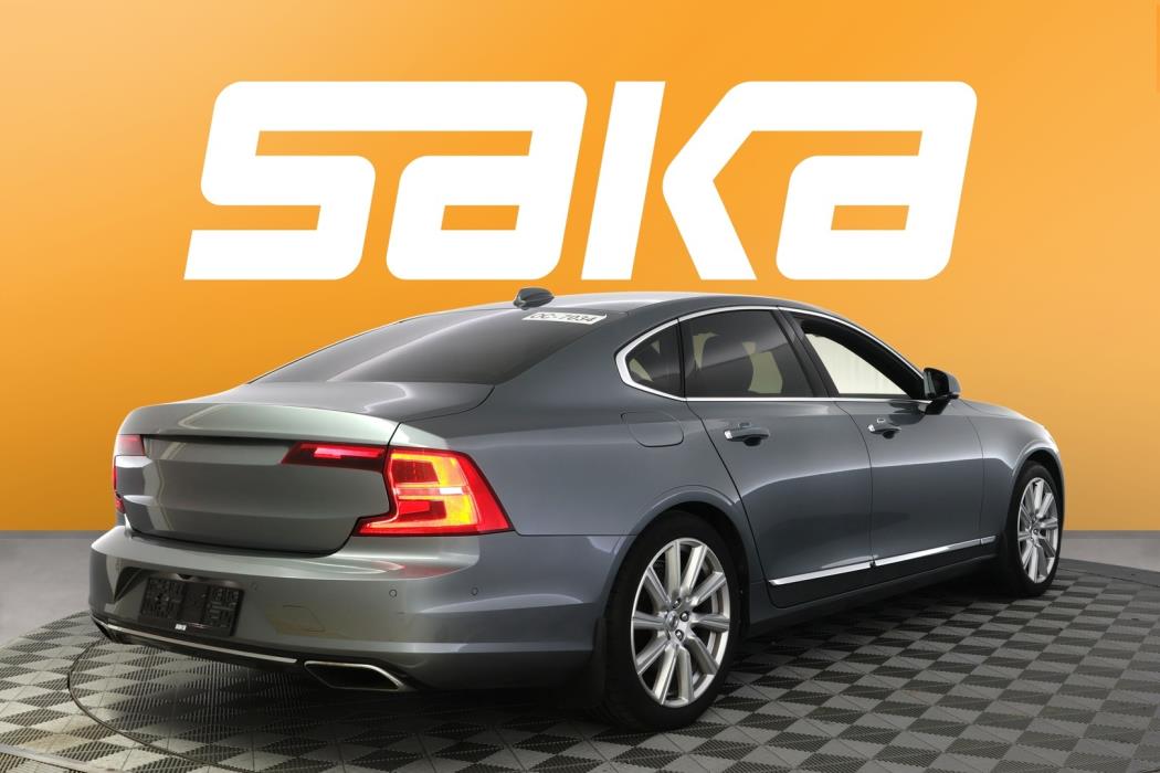 VOLVO S90 2017