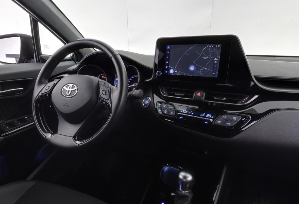 TOYOTA C-HR 2023