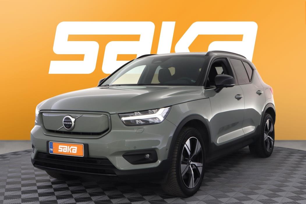 VOLVO XC40 2022