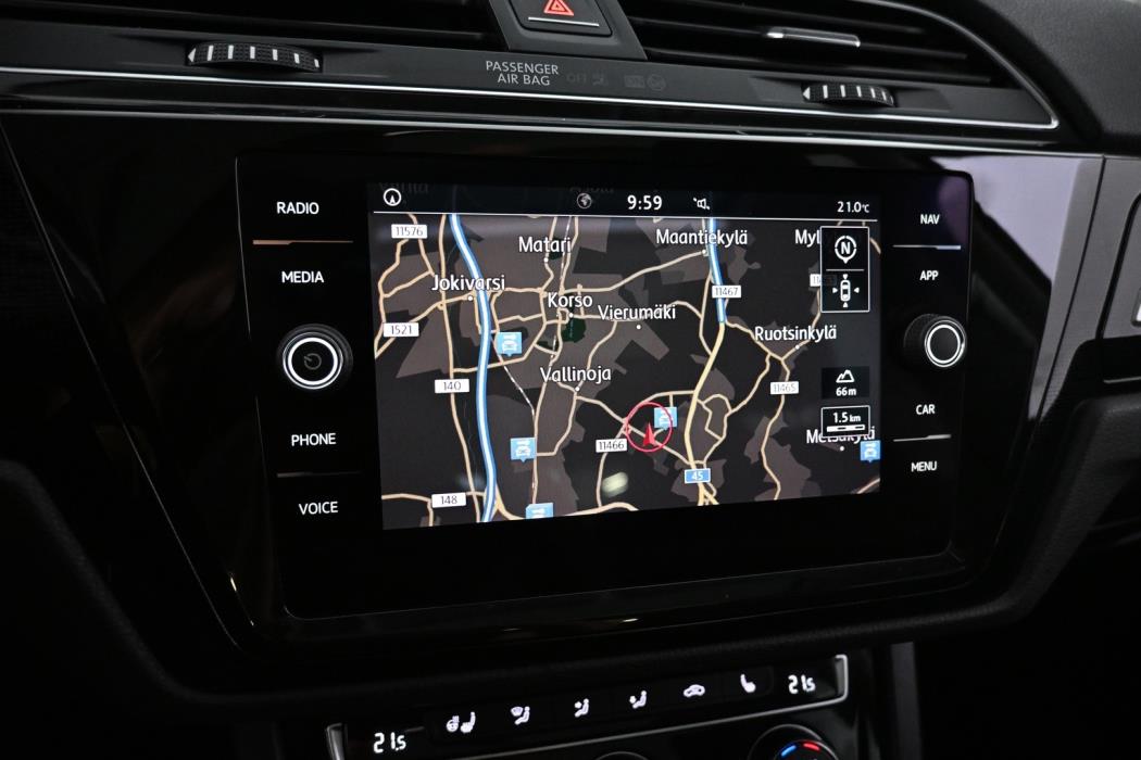 VOLKSWAGEN Touran 2018