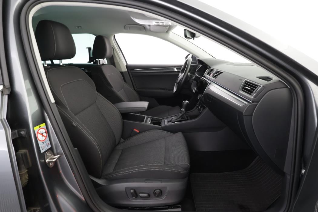 SKODA Superb 2023