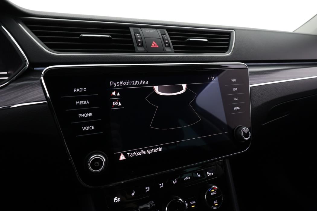 SKODA Superb 2023