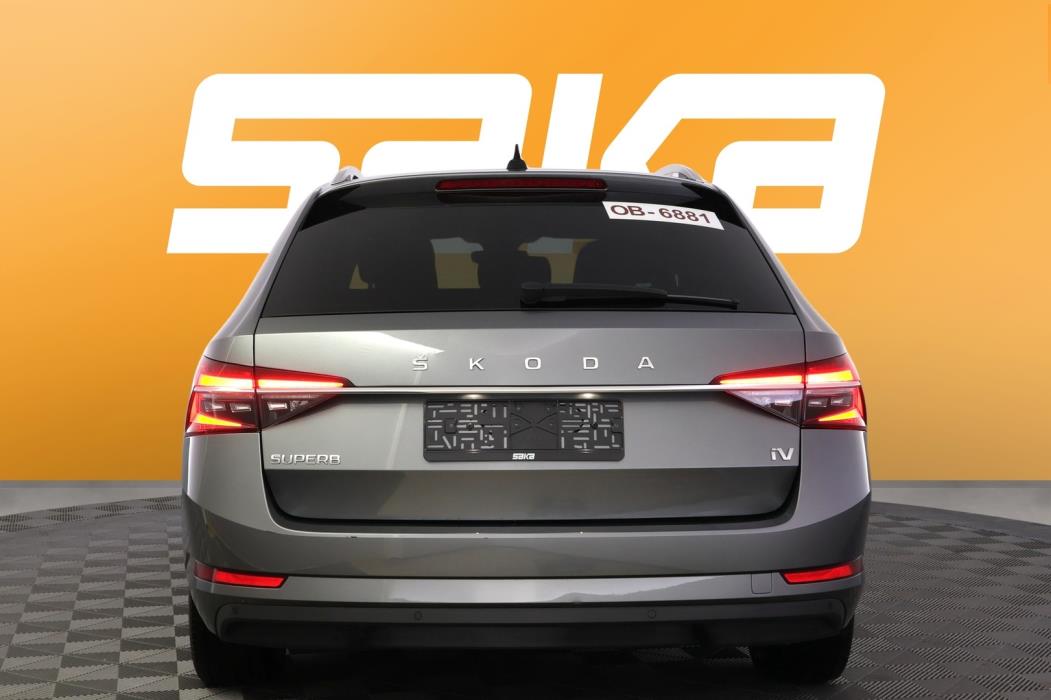 SKODA Superb 2023