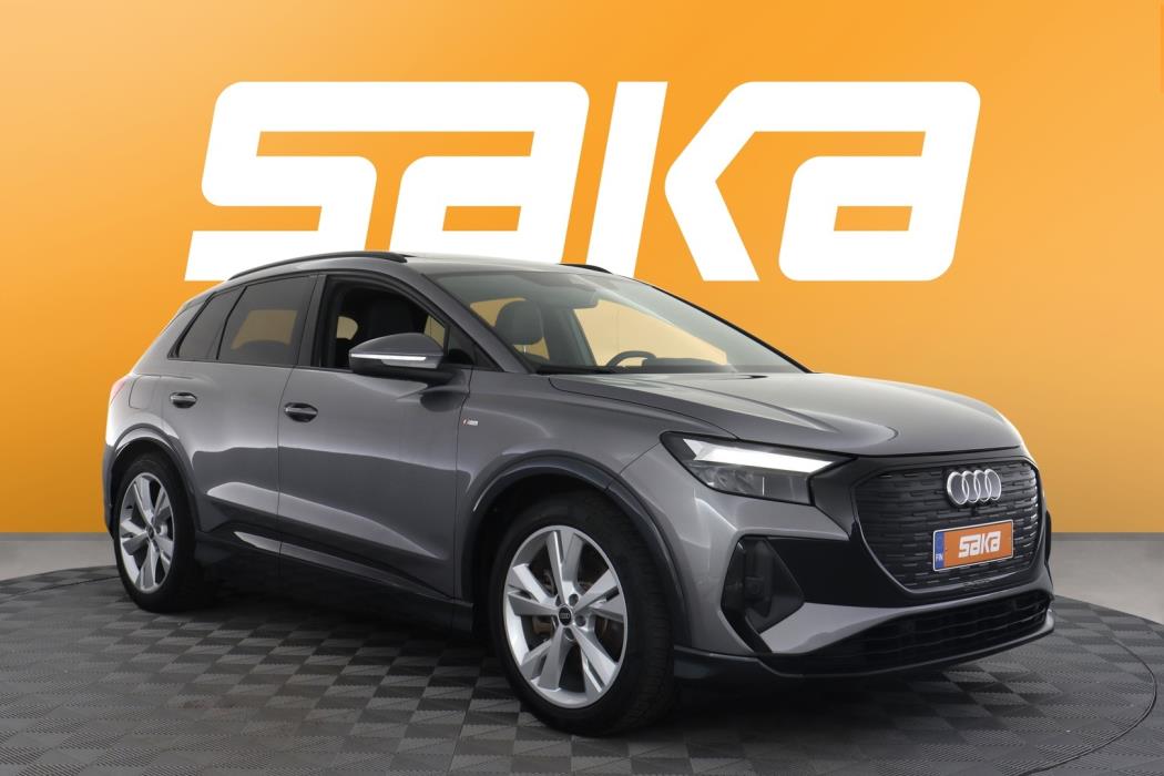 AUDI Q4 e-tron 2022