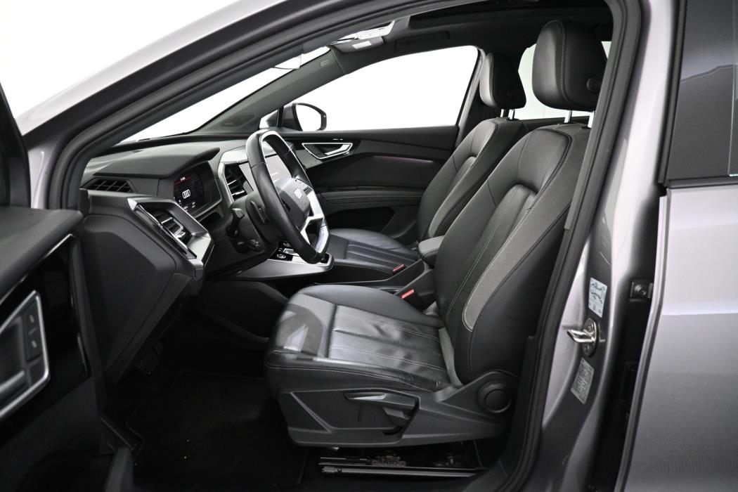 AUDI Q4 e-tron 2022