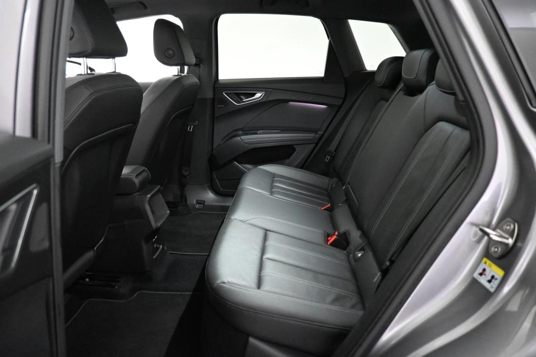 AUDI Q4 e-tron 2022