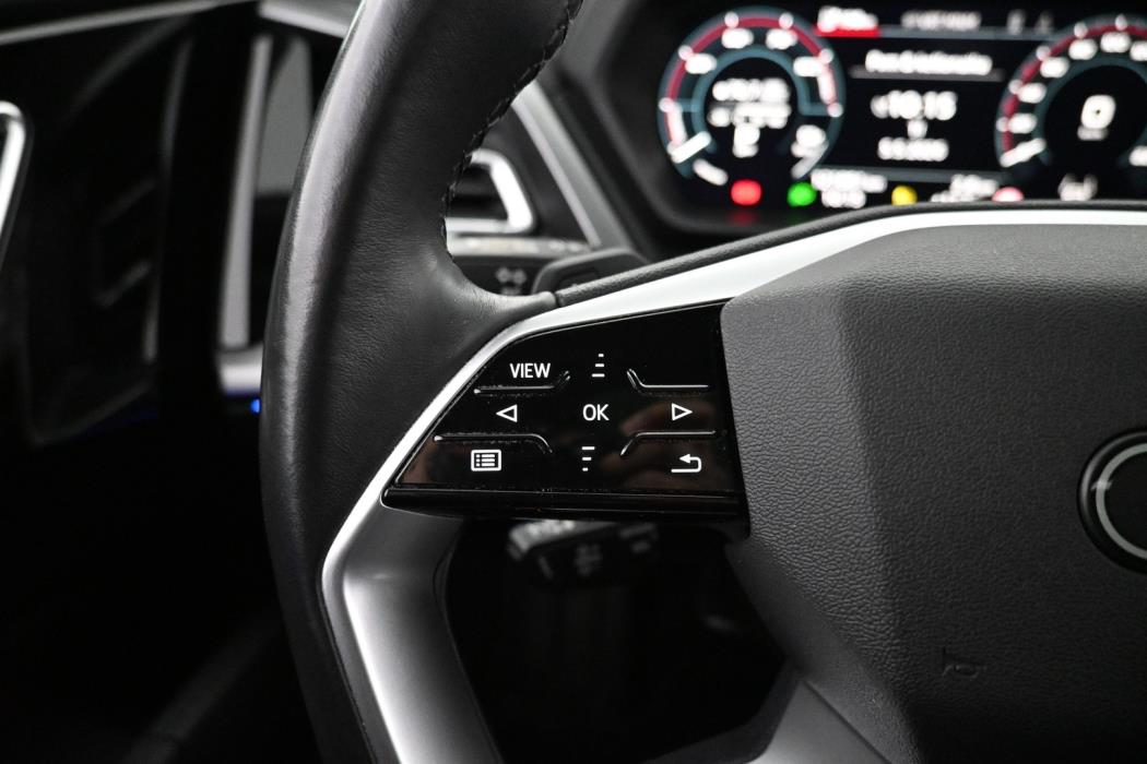 AUDI Q4 e-tron 2022