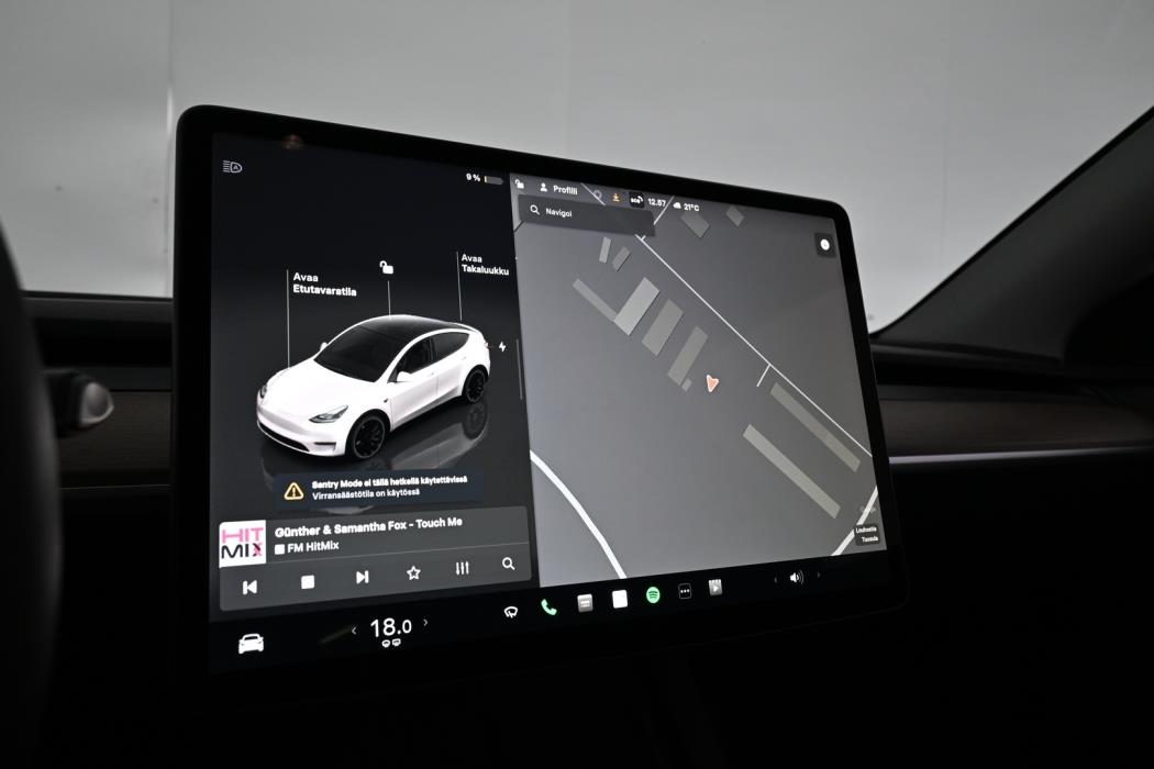 TESLA Model Y 2022