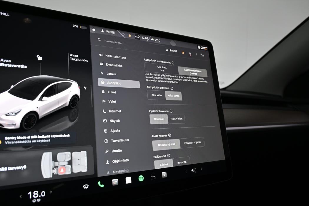 TESLA Model Y 2022