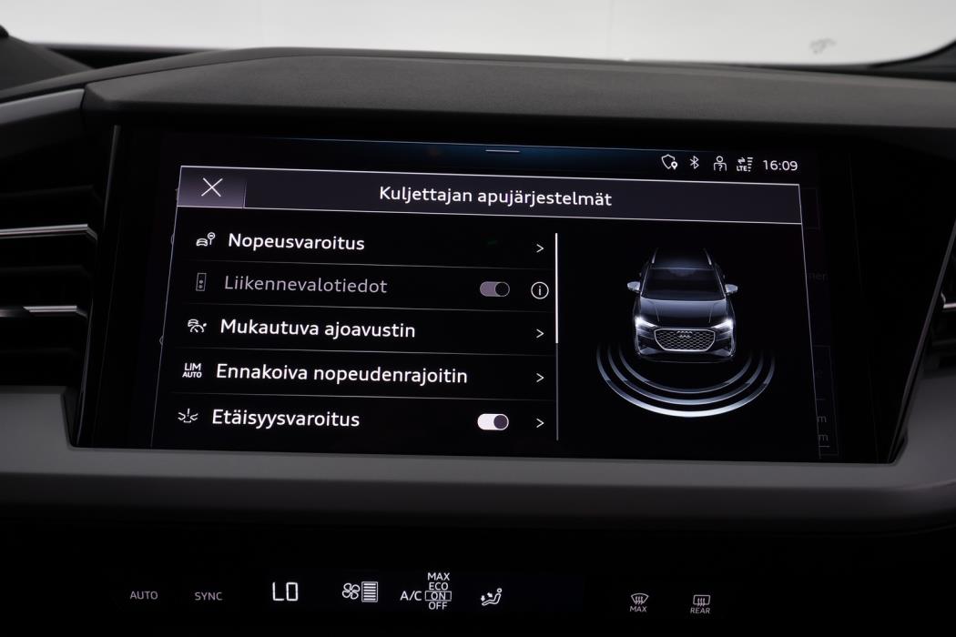 AUDI Q4 e-tron 2023