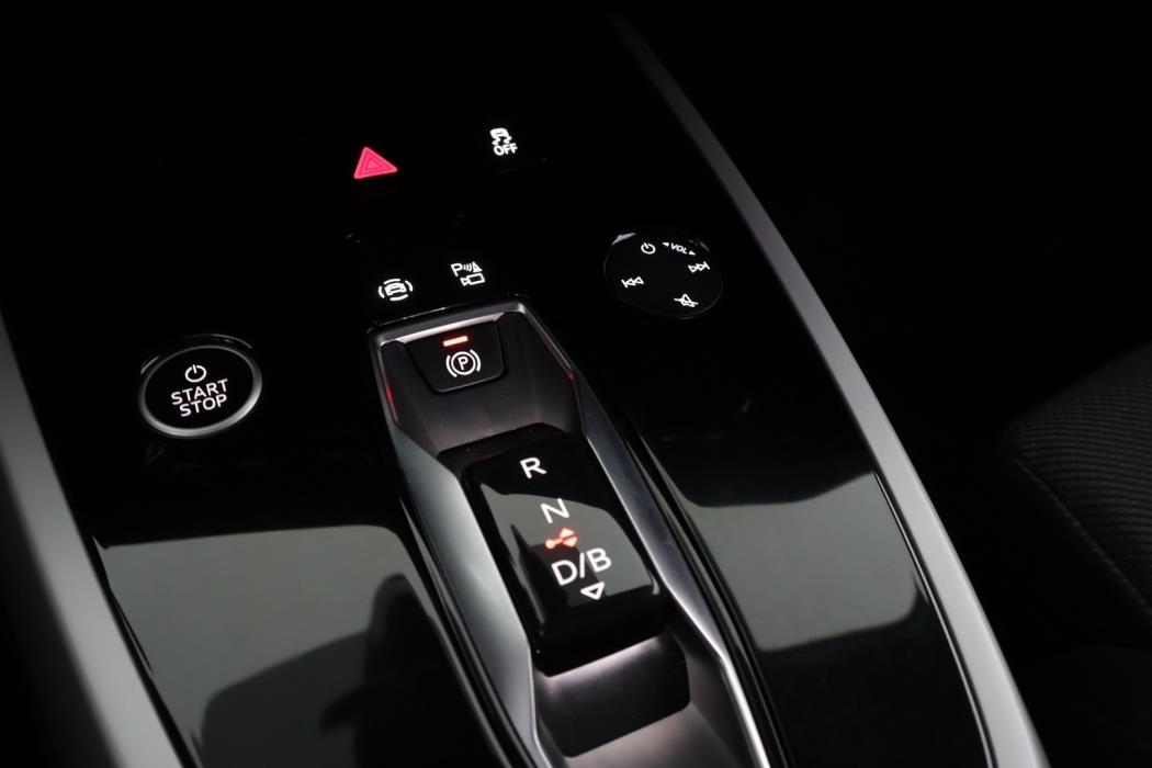 AUDI Q4 e-tron 2023