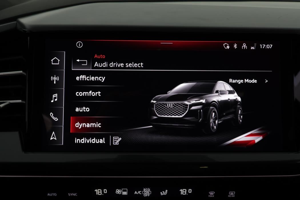 AUDI Q4 e-tron 2022