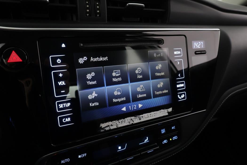 TOYOTA Auris 2017