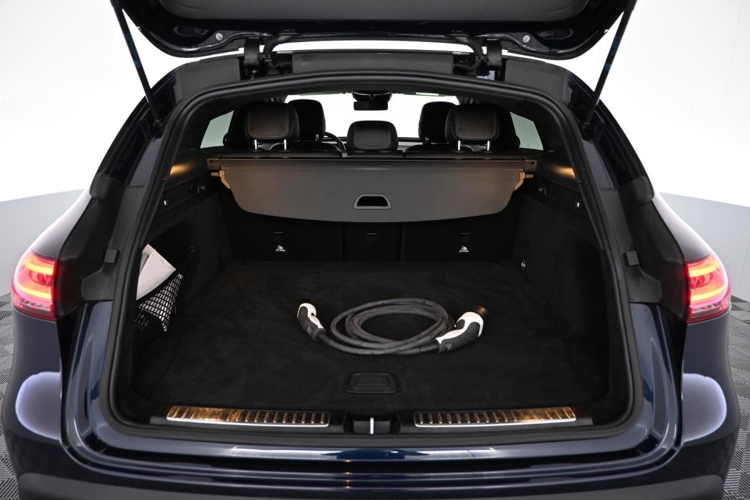 MERCEDES-BENZ EQC 2022