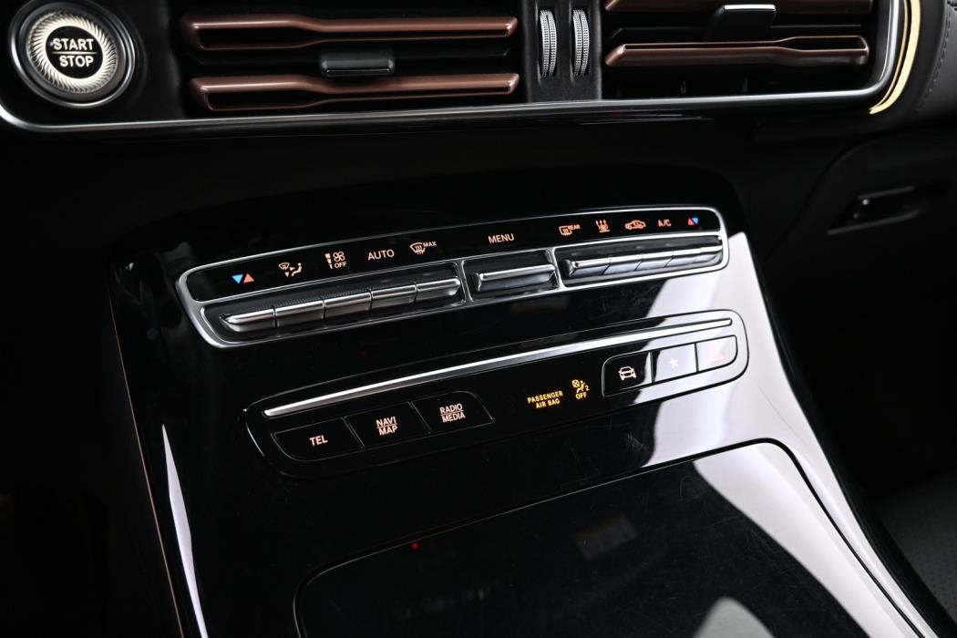 MERCEDES-BENZ EQC 2022