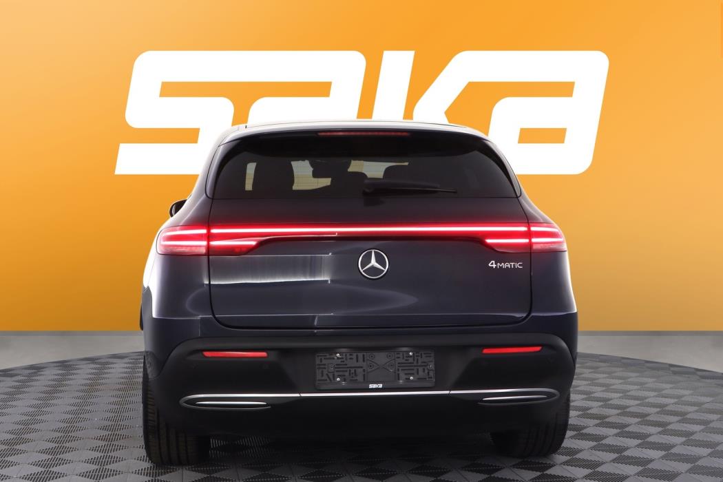 MERCEDES-BENZ EQC 2022