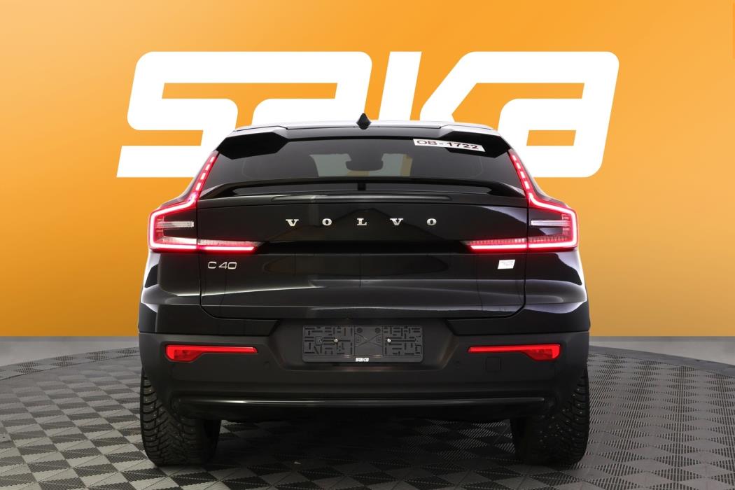 VOLVO C40 2023