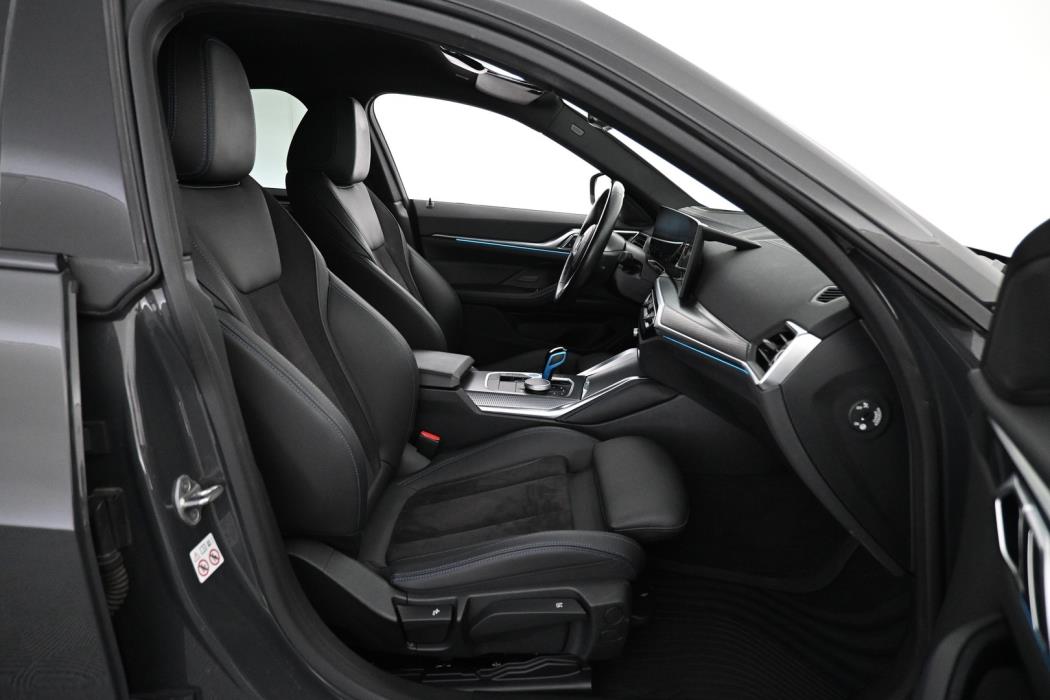BMW i4 2023