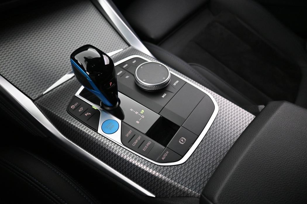 BMW i4 2023