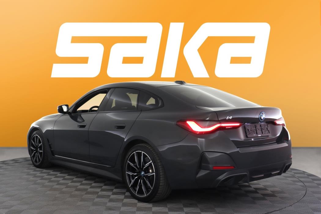 BMW i4 2023