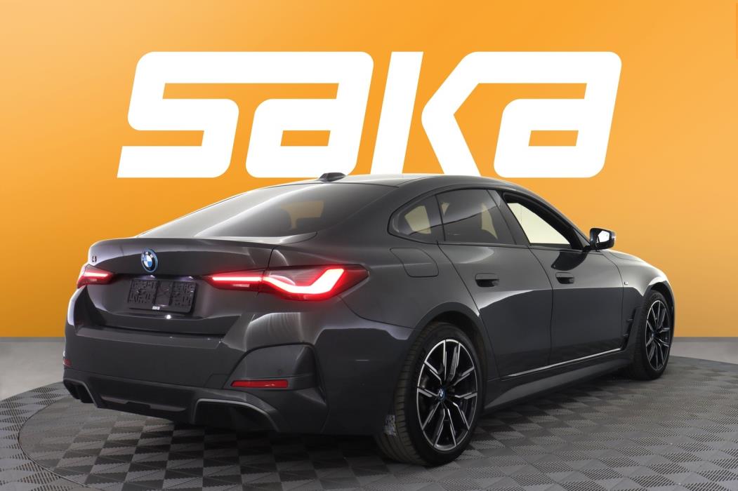 BMW i4 2023