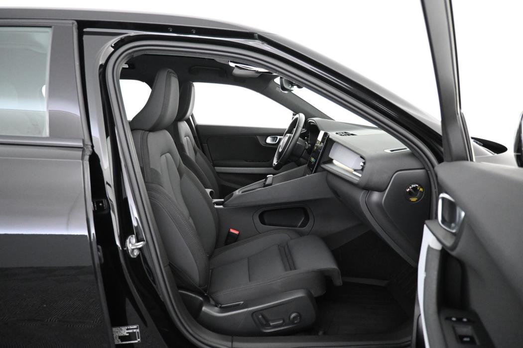 POLESTAR 2 2023