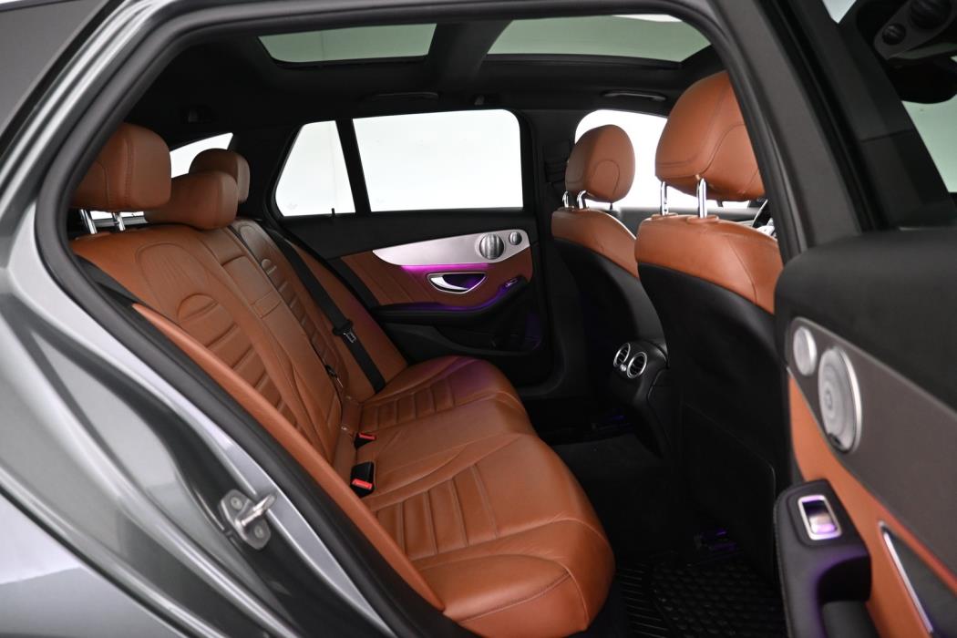 MERCEDES-BENZ C 2019