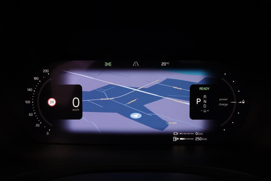 VOLVO V90 2022