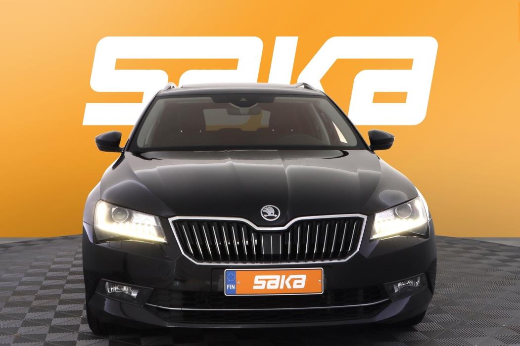 SKODA Superb 2019
