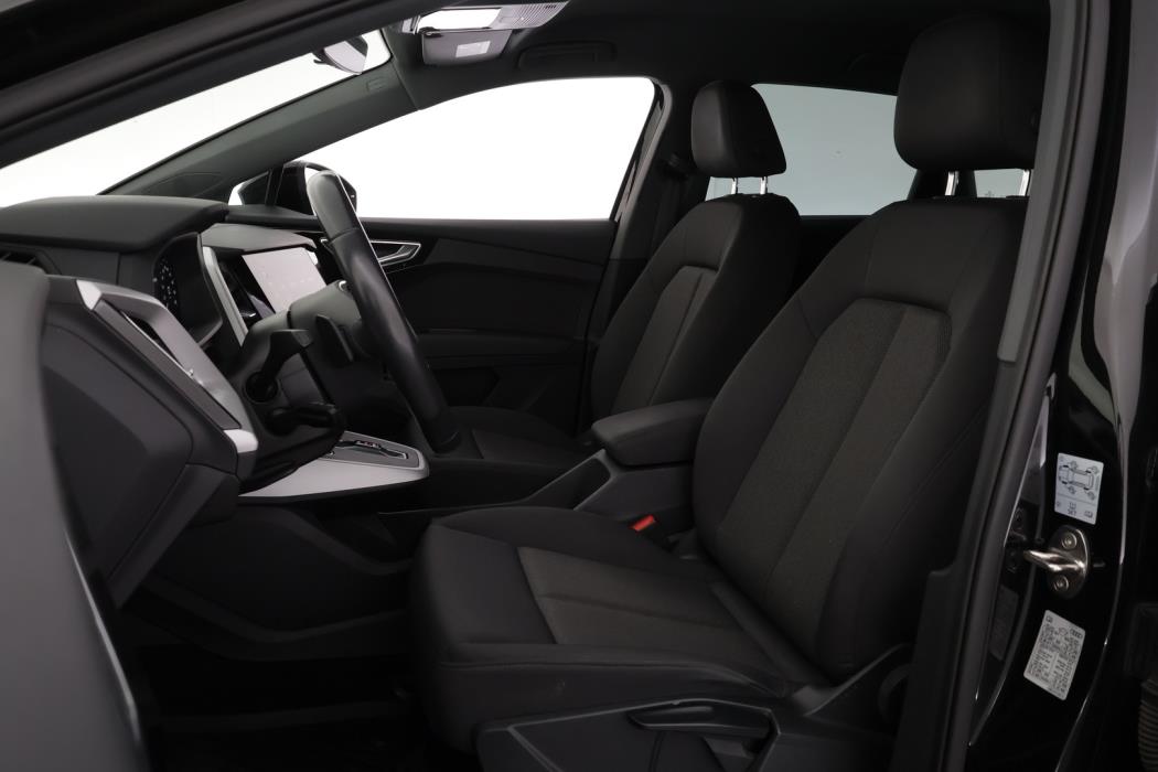 AUDI Q4 e-tron 2023