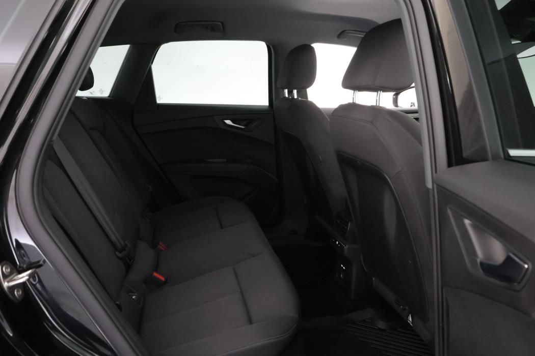 AUDI Q4 e-tron 2023