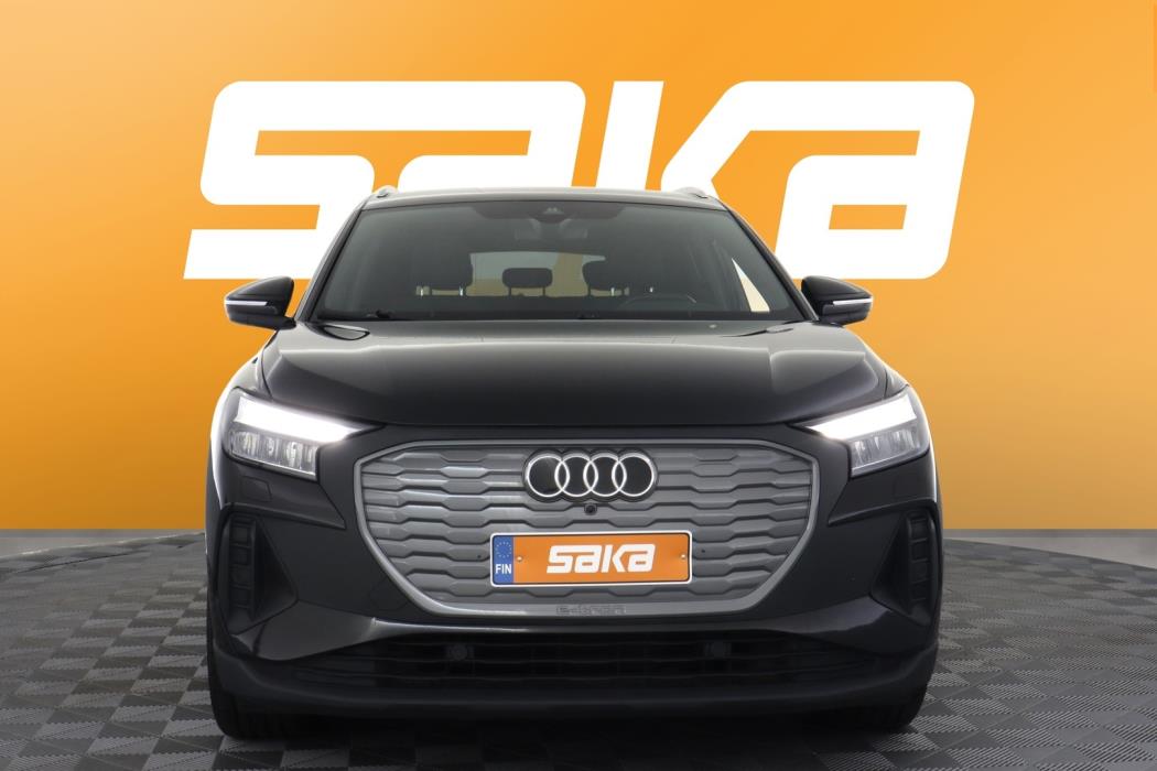 AUDI Q4 e-tron 2023