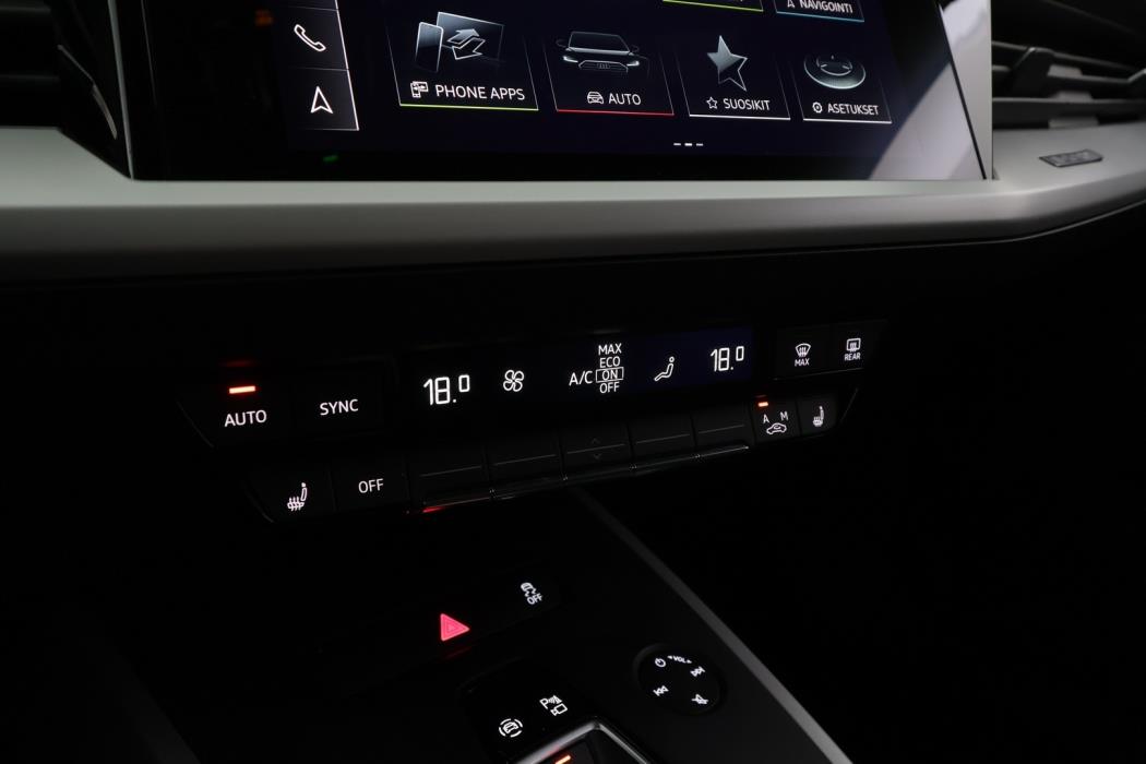 AUDI Q4 e-tron 2023