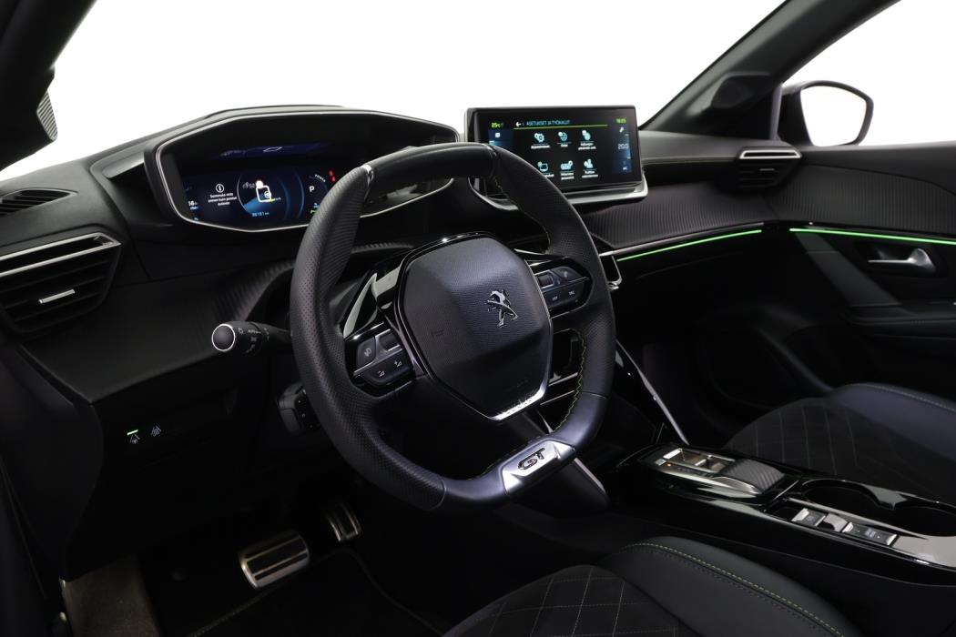 PEUGEOT e-208 2022