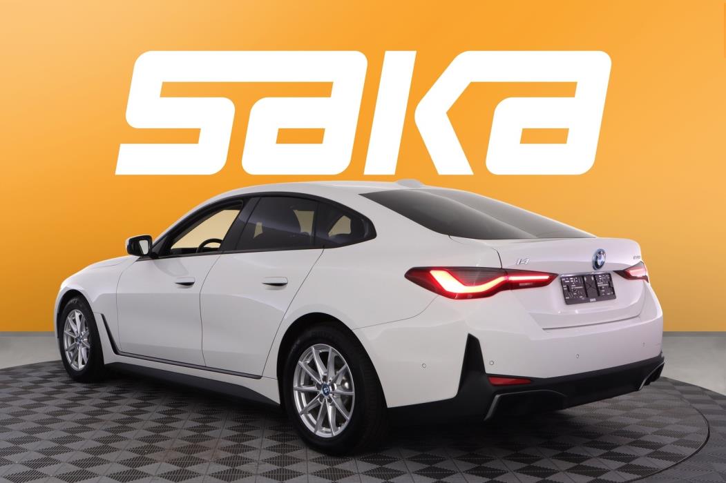 BMW i4 2024