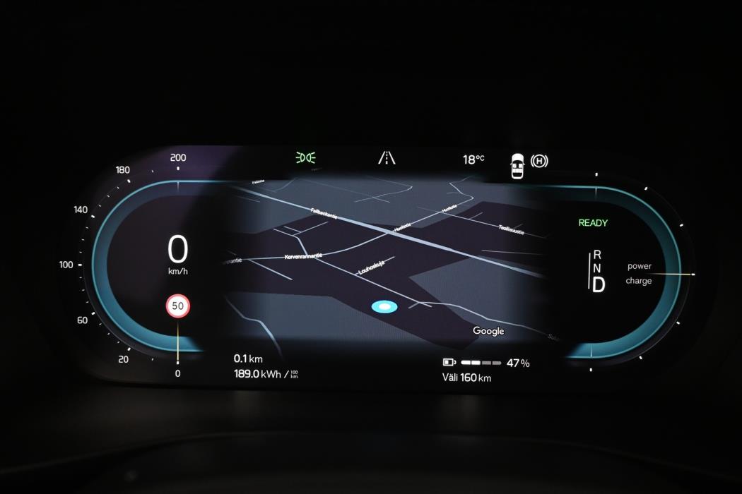 VOLVO XC40 2024