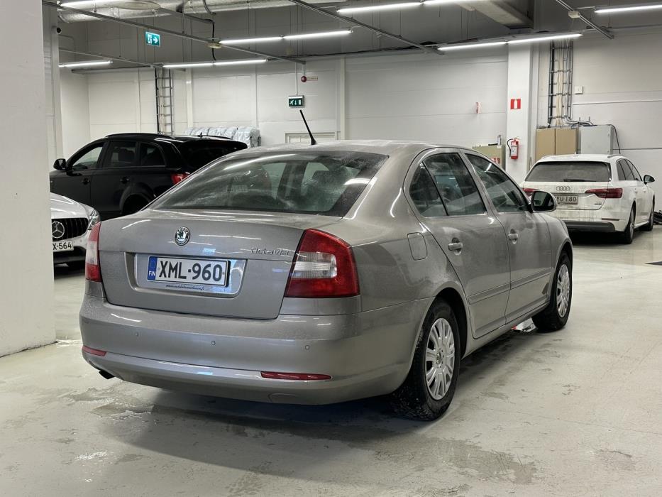 SKODA Octavia 2012