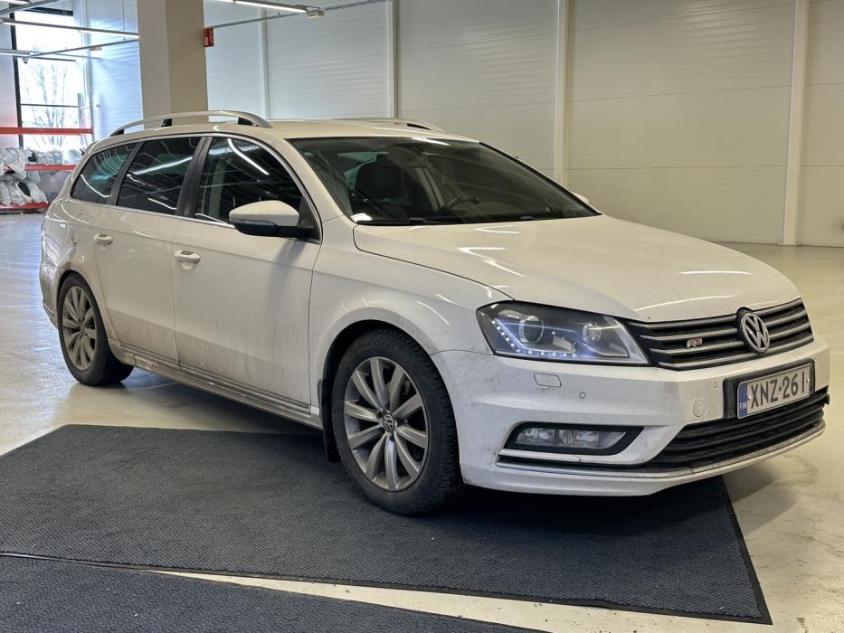 VOLKSWAGEN Passat 2014