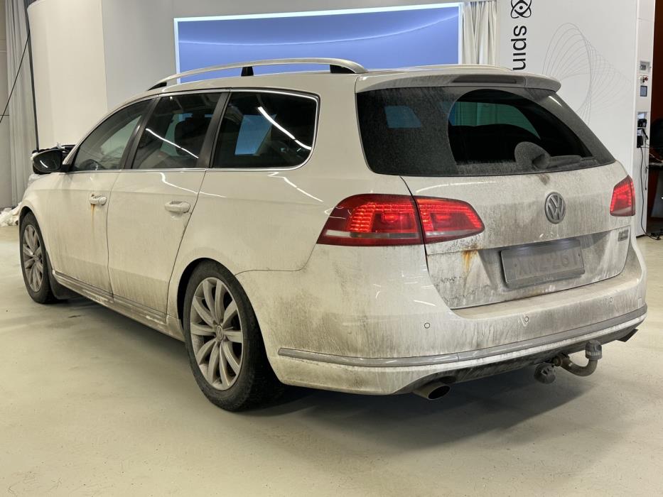 VOLKSWAGEN Passat 2014