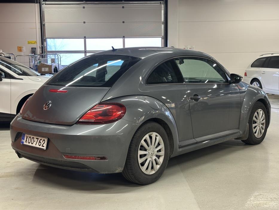 VOLKSWAGEN Beetle 2018